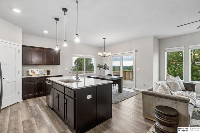 8008 S 200 Street, Gretna, NE 68028