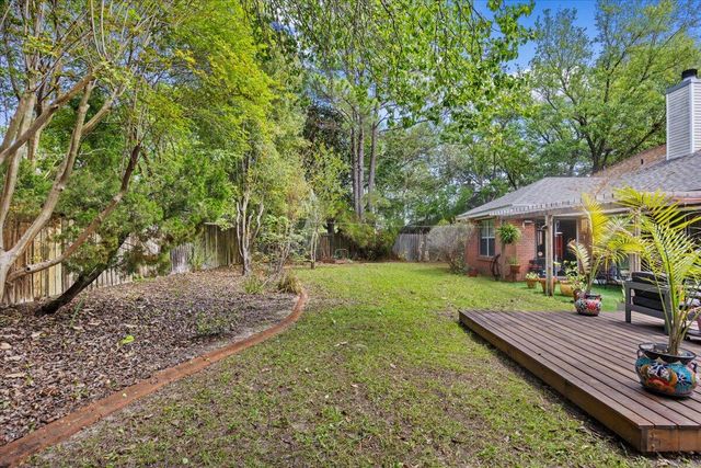 806 Linda Drive, Mary Esther, FL 32569