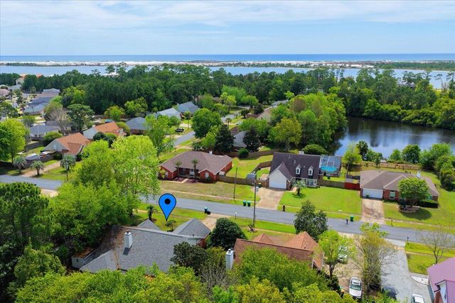 806 Linda Drive, Mary Esther, FL 32569