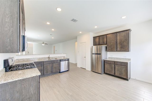 25489 Northpark Spruce Drive, Porter, TX 77365