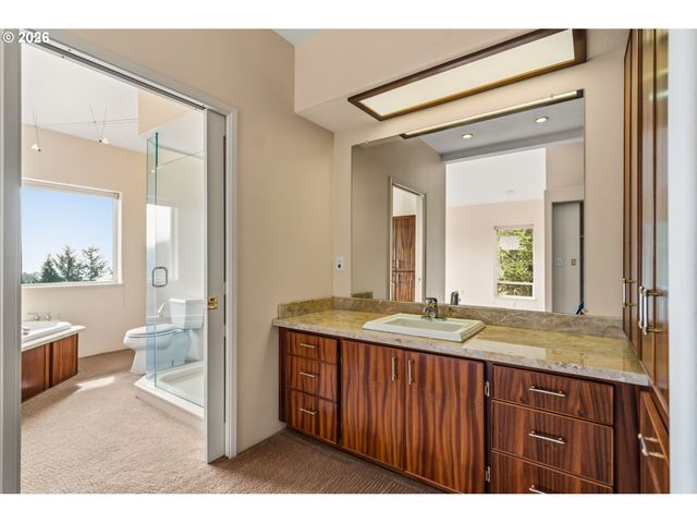 1038 MARINA HEIGHTS Rd, Brookings, OR 97415