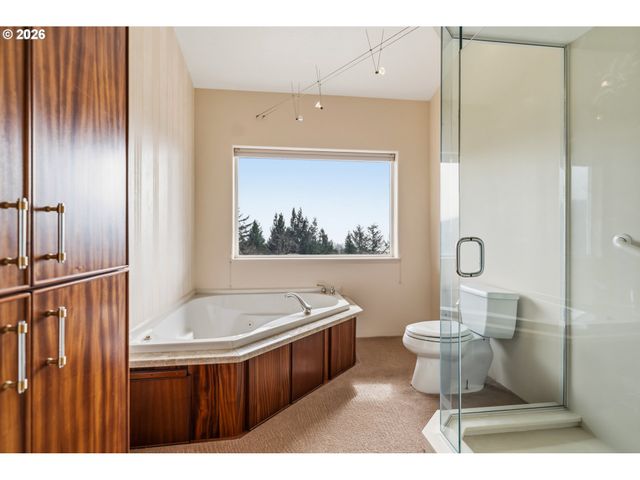 1038 MARINA HEIGHTS Rd, Brookings, OR 97415