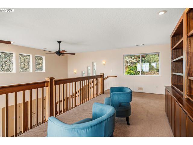 1038 MARINA HEIGHTS Rd, Brookings, OR 97415