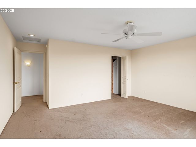 1038 MARINA HEIGHTS Rd, Brookings, OR 97415