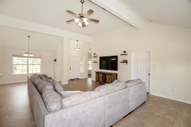 6105 Del Bello Boulevard, Manvel, TX 77578