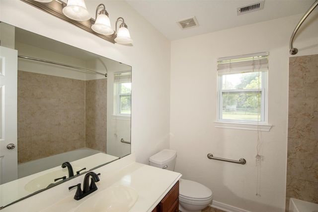 6105 Del Bello Boulevard, Manvel, TX 77578