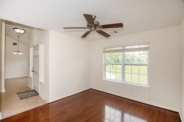 6105 Del Bello Boulevard, Manvel, TX 77578