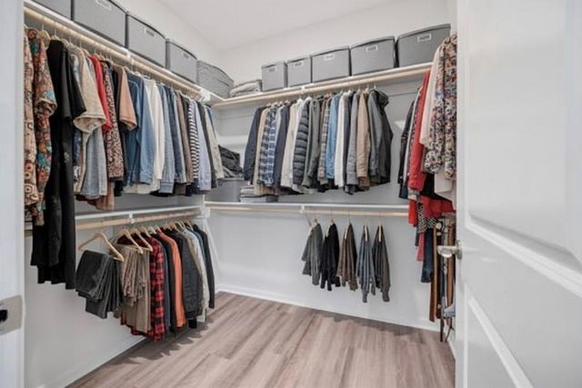 413 NE Poplar Court, Oak Grove, MO 64075