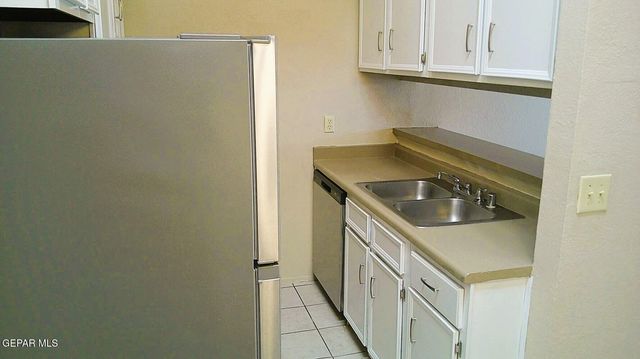 3001 E Glen Drive A, El Paso, TX 79936