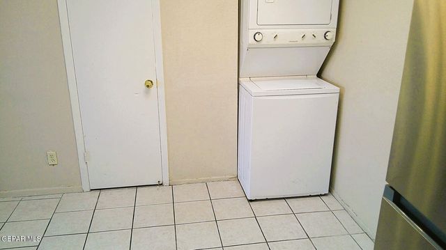 3001 E Glen Drive A, El Paso, TX 79936