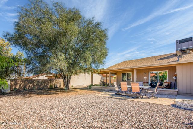 25246 S PINEWOOD Drive, Sun Lakes, AZ 85248