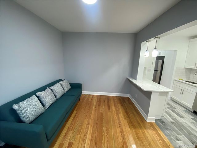 71-27 69th Street, Ridgewood, NY 11385