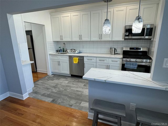 71-27 69th Street, Ridgewood, NY 11385
