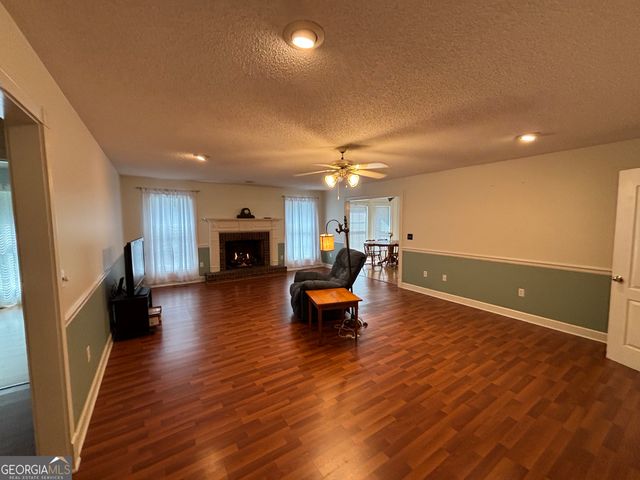 119 Moll Drive, Cochran, GA 31014