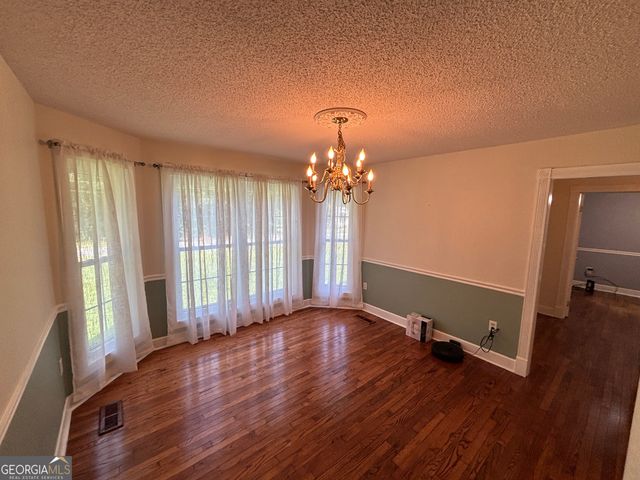 119 Moll Drive, Cochran, GA 31014