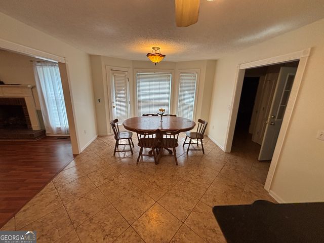 119 Moll Drive, Cochran, GA 31014