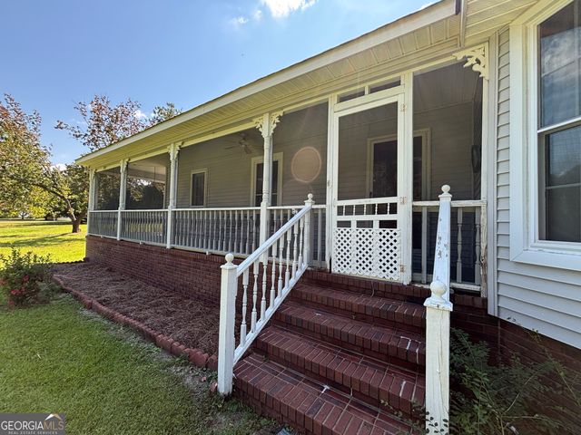 119 Moll Drive, Cochran, GA 31014