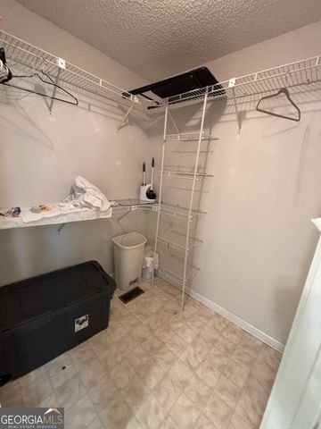 119 Moll Drive, Cochran, GA 31014