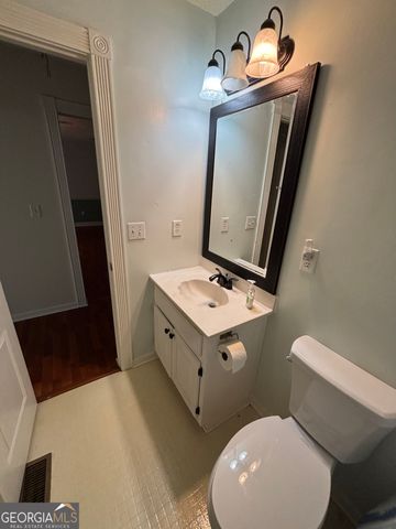 119 Moll Drive, Cochran, GA 31014