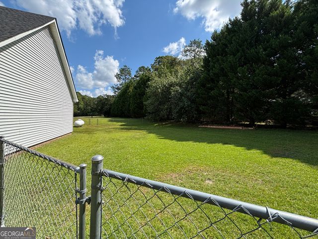 119 Moll Drive, Cochran, GA 31014