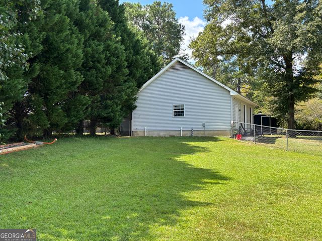 119 Moll Drive, Cochran, GA 31014