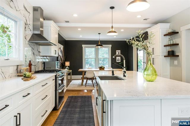118 Essex Avenue, Glen Ridge, NJ 07028