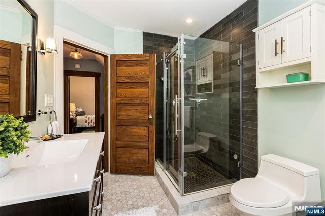 118 Essex Avenue, Glen Ridge, NJ 07028