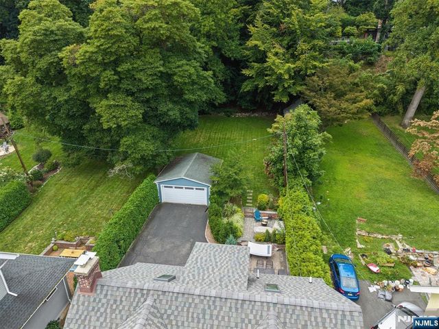 118 Essex Avenue, Glen Ridge, NJ 07028