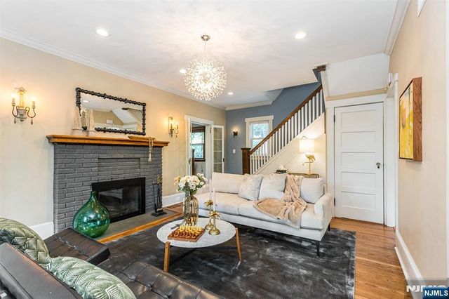 118 Essex Avenue, Glen Ridge, NJ 07028