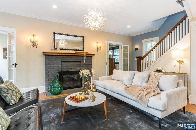 118 Essex Avenue, Glen Ridge, NJ 07028