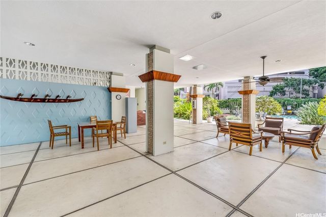 425 Ena Road 1201B, Honolulu, HI 96815