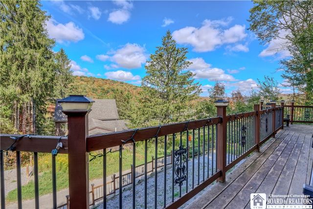 15 Easy Street, Ellicottville, NY 14731