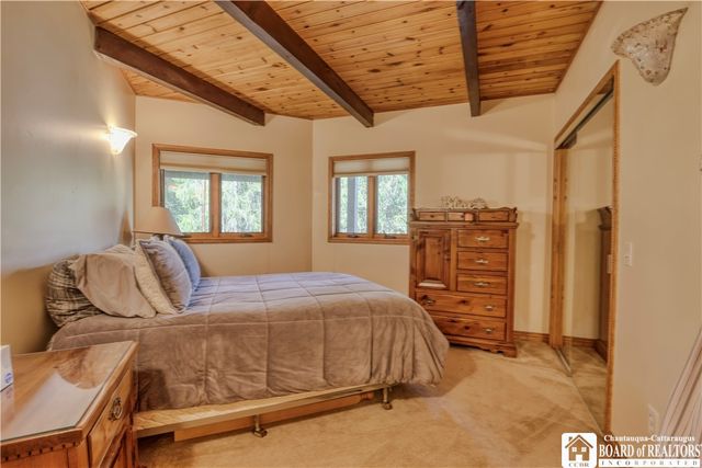 15 Easy Street, Ellicottville, NY 14731