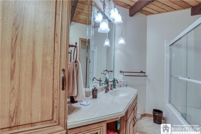 15 Easy Street, Ellicottville, NY 14731