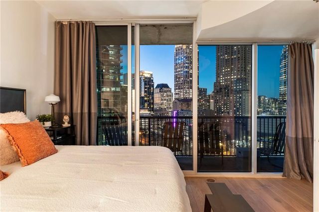 1080 Peachtree NE Street 1102, Atlanta, GA 30309