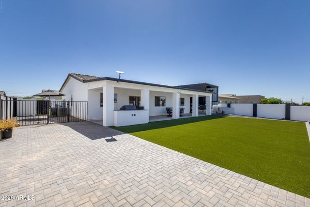 5722 E Red Bird Lane, San Tan Valley, AZ 85140