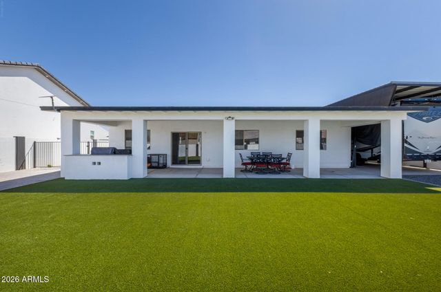 5722 E Red Bird Lane, San Tan Valley, AZ 85140