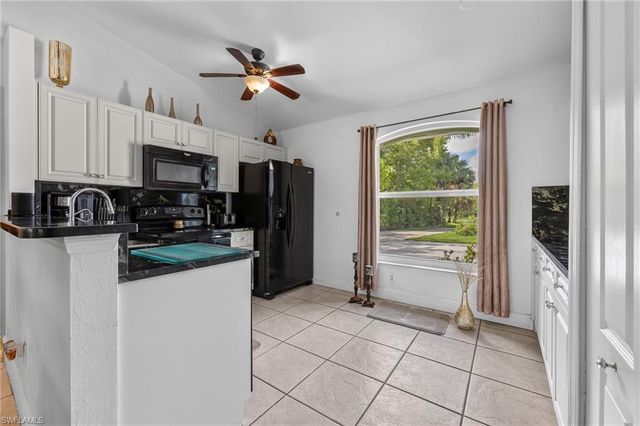 135 45th AVE NE, Naples, FL 34120