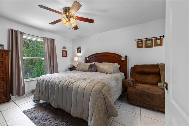 135 45th AVE NE, Naples, FL 34120