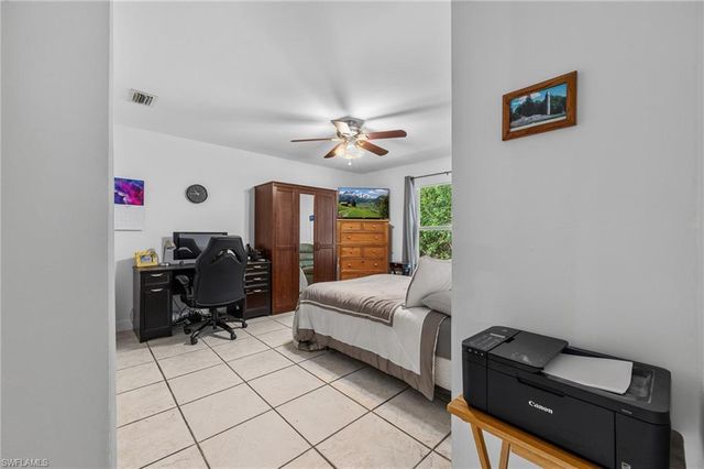 135 45th AVE NE, Naples, FL 34120