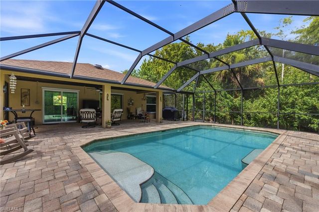 135 45th AVE NE, Naples, FL 34120
