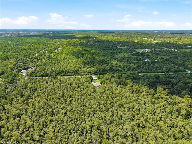 135 45th AVE NE, Naples, FL 34120