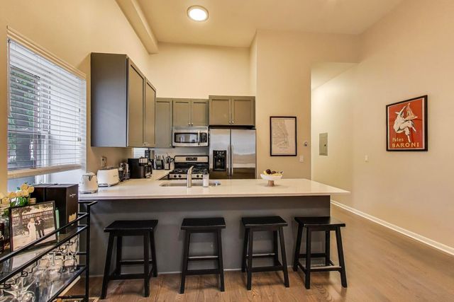 1521 N Paulina Street 1F, Chicago, IL 60622