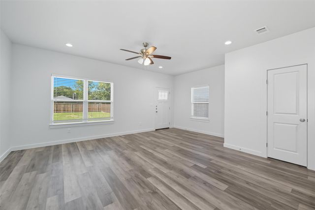 422 N Elliott Street, Sherman, TX 75090