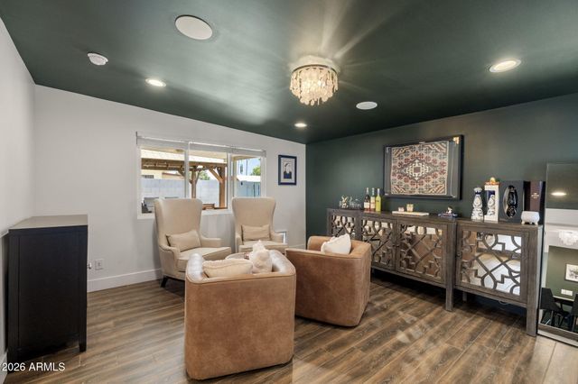 7433 E CAMBRIDGE Avenue, Scottsdale, AZ 85257