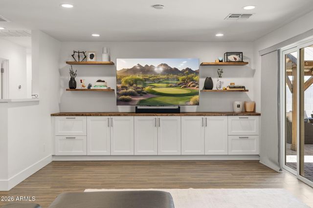 7433 E CAMBRIDGE Avenue, Scottsdale, AZ 85257