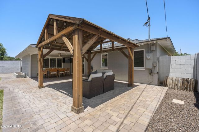 7433 E CAMBRIDGE Avenue, Scottsdale, AZ 85257