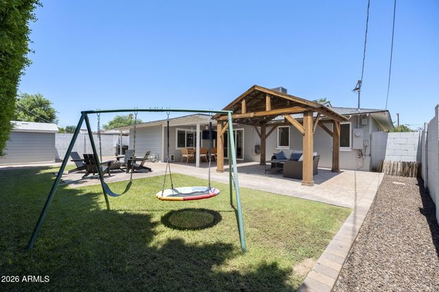 7433 E CAMBRIDGE Avenue, Scottsdale, AZ 85257