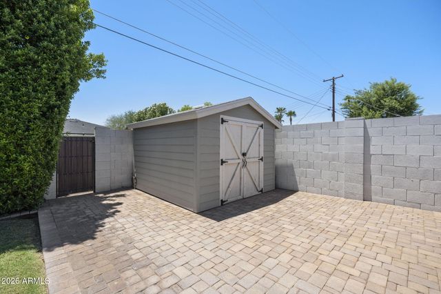 7433 E CAMBRIDGE Avenue, Scottsdale, AZ 85257