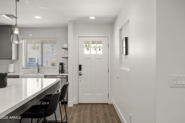 7433 E CAMBRIDGE Avenue, Scottsdale, AZ 85257